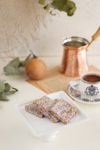 Hacı Kaya Butik Helvacısı Antep Fıstıklı Cezerye 1 kg