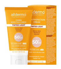 Alldermo Tinted Light 50 Faktör Tüm Ciltler İçin Nemlendirici Suya Dayanıklı Yüz Güneş Kremi 50 ml