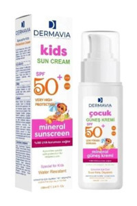 Dermavia 50 Faktör Tüm Ciltler İçin Nemlendirici Suya Dayanıklı Yüz Güneş Kremi 100 ml