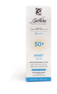 Bionike 50 Faktör Tüm Ciltler İçin Nemlendirici Suya Dayanıklı Yüz Güneş Kremi 50 ml