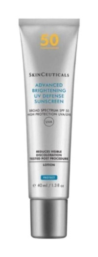 Skinceuticals Advanced Brightening Uv Defense 50 Faktör Tüm Ciltler İçin Nemlendirici Suya Dayanıklı Yüz Güneş Kremi 40 ml