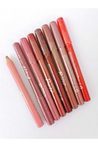 Roesıa Rose Cosmetics 8'li Set Dudak Kalemi Çok Renkli