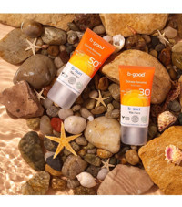 B-Good 30 Faktör Tüm Ciltler İçin Leke Karşıtı Nemlendirici Yağsız Suya Dayanıklı Yüz Güneş Kremi 50 ml