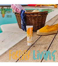 Forever Living Forever Aloe 30 Faktör Tüm Ciltler İçin Leke Karşıtı Nemlendirici Yağsız Suya Dayanıklı Yüz Ve Vücut Güneş Kremi 118 ml