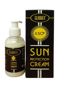 Glauben 50 Faktör Tüm Ciltler İçin Nemlendirici Suya Dayanıklı Yüz Güneş Kremi 150 ml