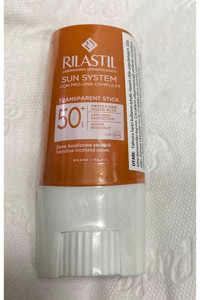 Rilastil Sun System 50 Faktör Tüm Ciltler İçin Leke Karşıtı Nemlendirici Yağsız Suya Dayanıklı Yüz ve Vücut Güneş Kremi 50 ml