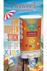 Fluweel Stick 15 Faktör Tüm Ciltler İçin Nemlendirici Suya Dayanıklı Yüz Güneş Kremi 15 ml