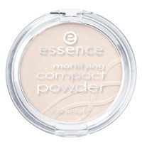 Essence Matlaştırıcı 10 Tüm Ciltler İçin Yağsız Işıltılı Kompakt Pudra Orta