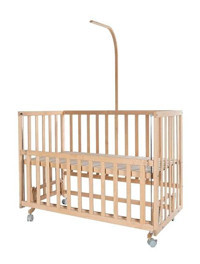 Babycom Ahşap Dikdörtgen Tekerlekli Sallanan Anne Yanı Beşik Ahşap
