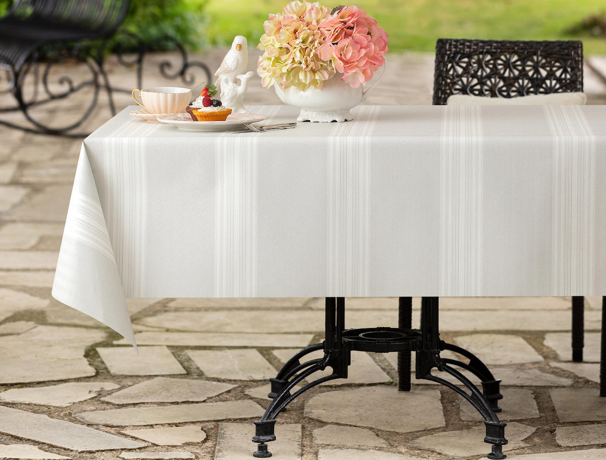 Madame Coco Raymond PVC 140x140 cm Kare Masa Örtüsü Beyaz