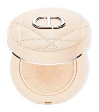 Dior Forever Cushion Tüm Ciltler İçin Yağsız Mineralli Işıltılı Kompakt Pudra Açık