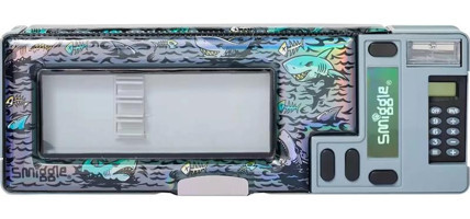 Smiggle Wild Pop Out Çok Renkli Baskılı Bölmeli Hesap Makineli Katlanabilir Tek Gözlü Dikdörtgen Kutu Kalem Kutusu