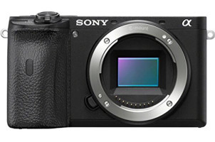 Sony A6700 Şipşak 18-135 mm Full HD Aynasız Dijital Fotoğraf Makinesi