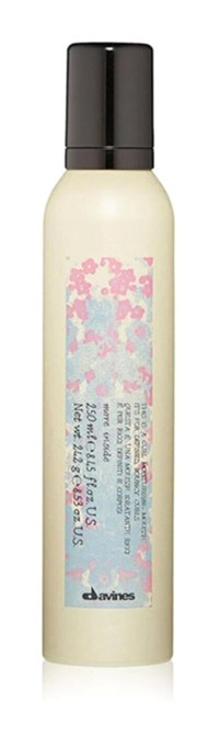 Davines Moustruzing Kıvırcık Saçlar İçin Şekillendirici Hacim Veren Saç Köpüğü 250 ml