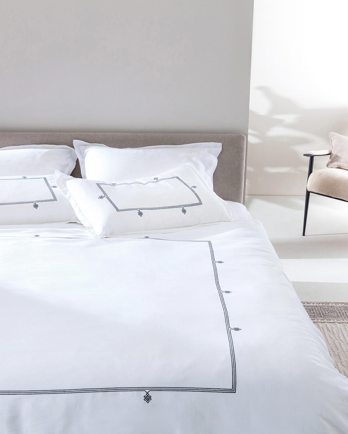 Madame Coco Lilas 4 Mevsim 200x220 cm Çarşaflı Çift Kişilik Nevresim Takımı Gri