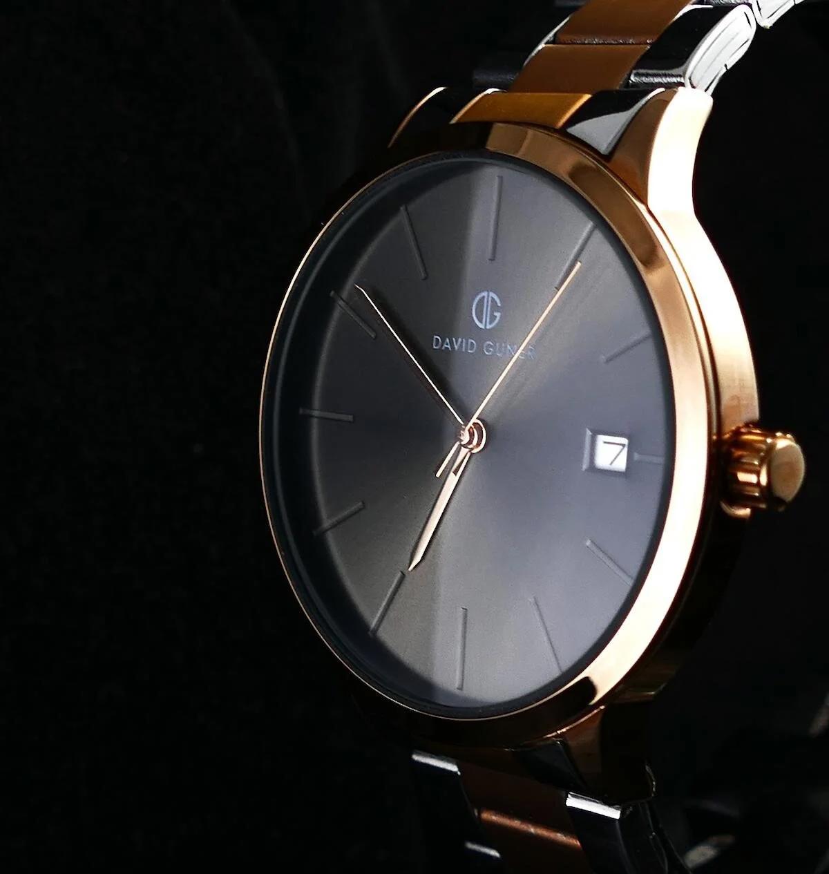 David Guner DG-8126GA-E9 Takvimli 43 mm Siyah Çelik Kordon Analog Kol Saati