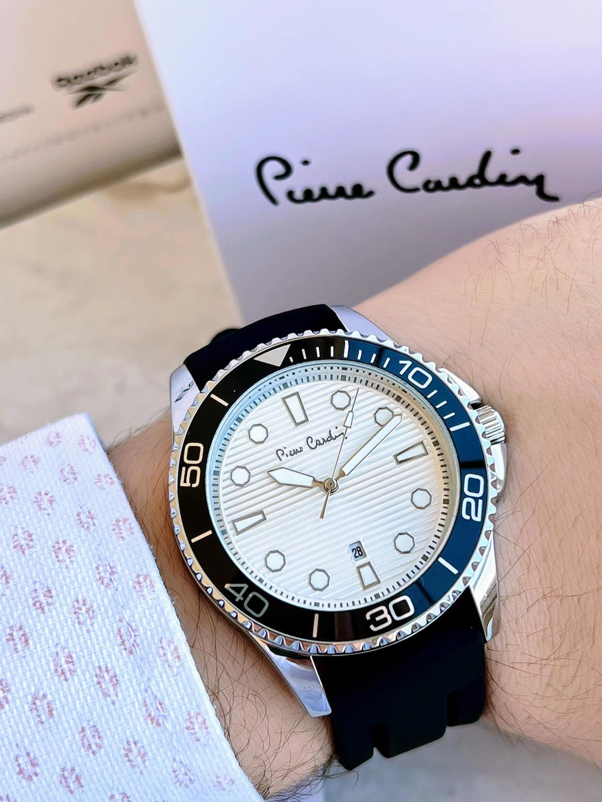Pierre Cardin PR.08.CD.1008 Takvimli 48.1 mm Siyah Silikon Kordon Analog Erkek Kol Saati