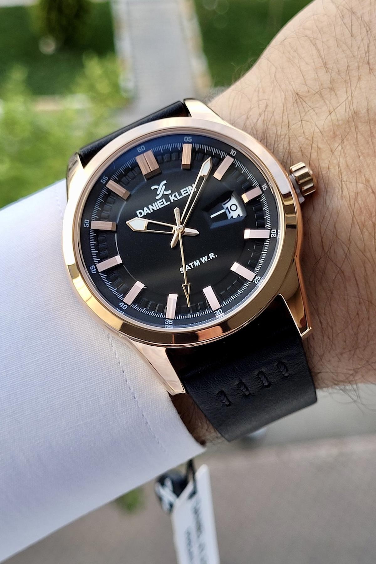 Daniel Klein DKISTE161 Takvimli 42 mm Siyah Deri Kordon Analog Erkek Kol Saati