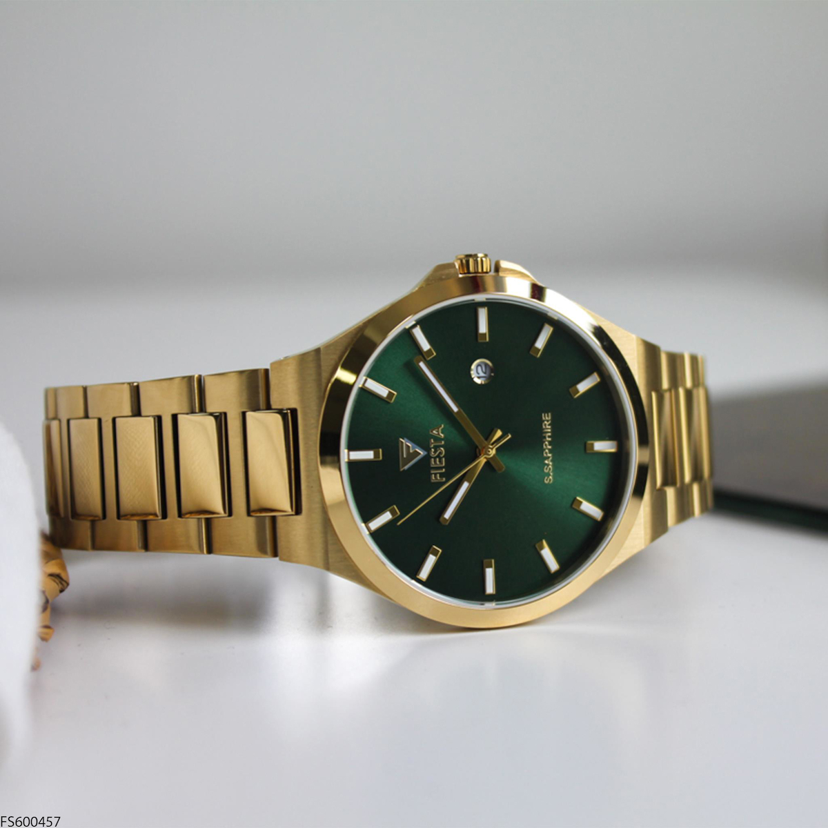 Fiesta FS600457 Takvimli 42 mm Altın Çelik Kordon Analog Erkek Kol Saati