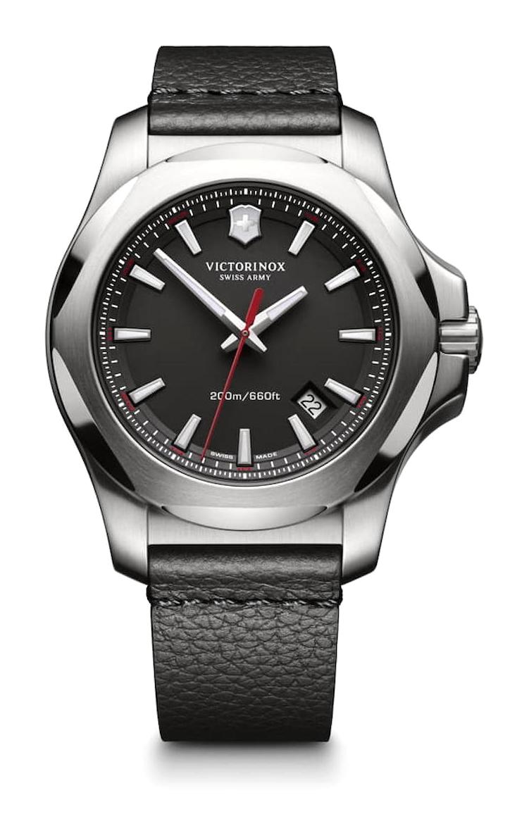 Victorinox Swiss Army 241737 Takvimli 43 mm Siyah Deri Kordon Analog Kol Saati