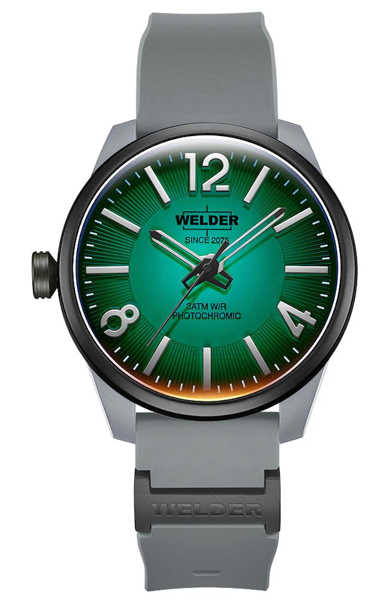 Welder Watch WWRL1007 Işıklı 46 mm Füme Silikon Kordon Analog Kol Saati