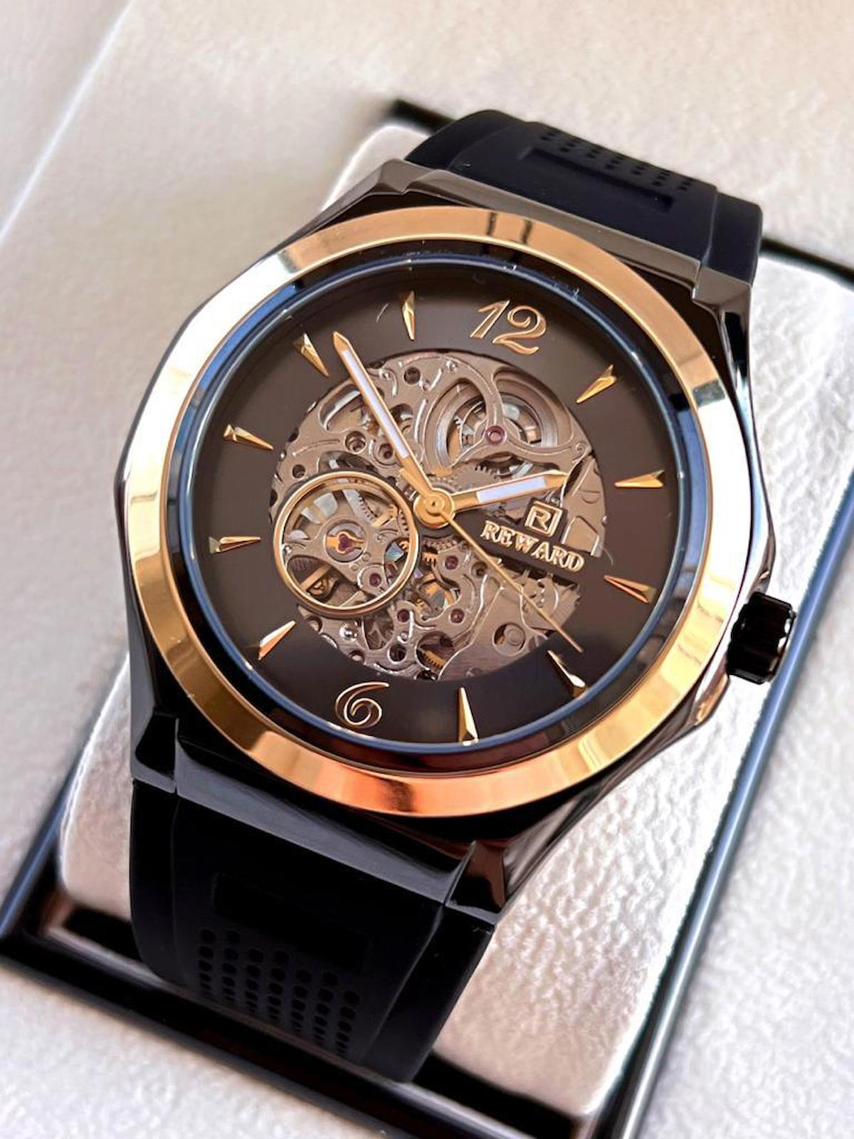 Reward RWD.32 Takvimli 44 mm Siyah Silikon Kordon Analog Erkek Kol Saati