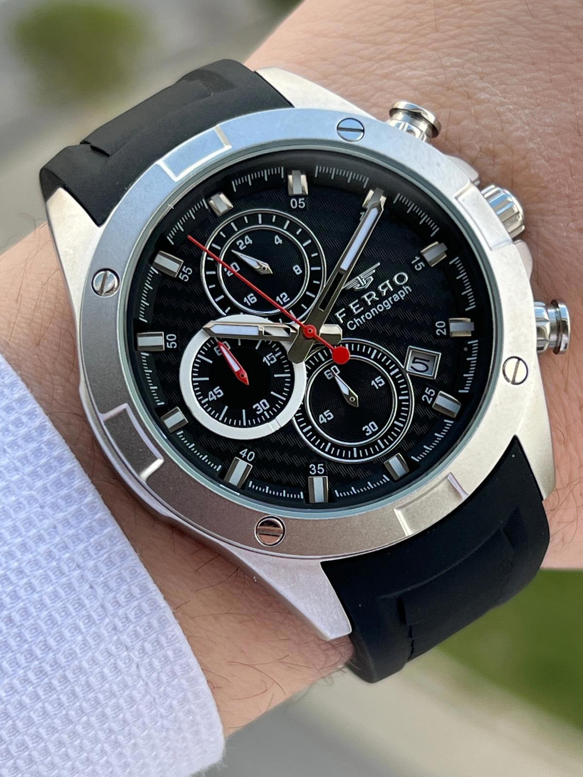Ferro EFM31361-J2 Su Geçirmez Pusulalı Takvimli 44 mm Siyah Silikon Kordon Analog Erkek Kol Saati