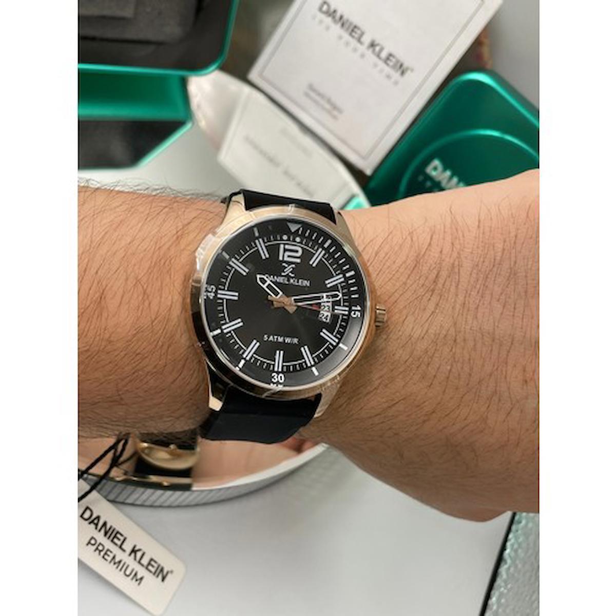 Daniel Klein DKE.1.10504.3 Takvimli 42 mm Siyah Silikon Kordon Analog Erkek Kol Saati