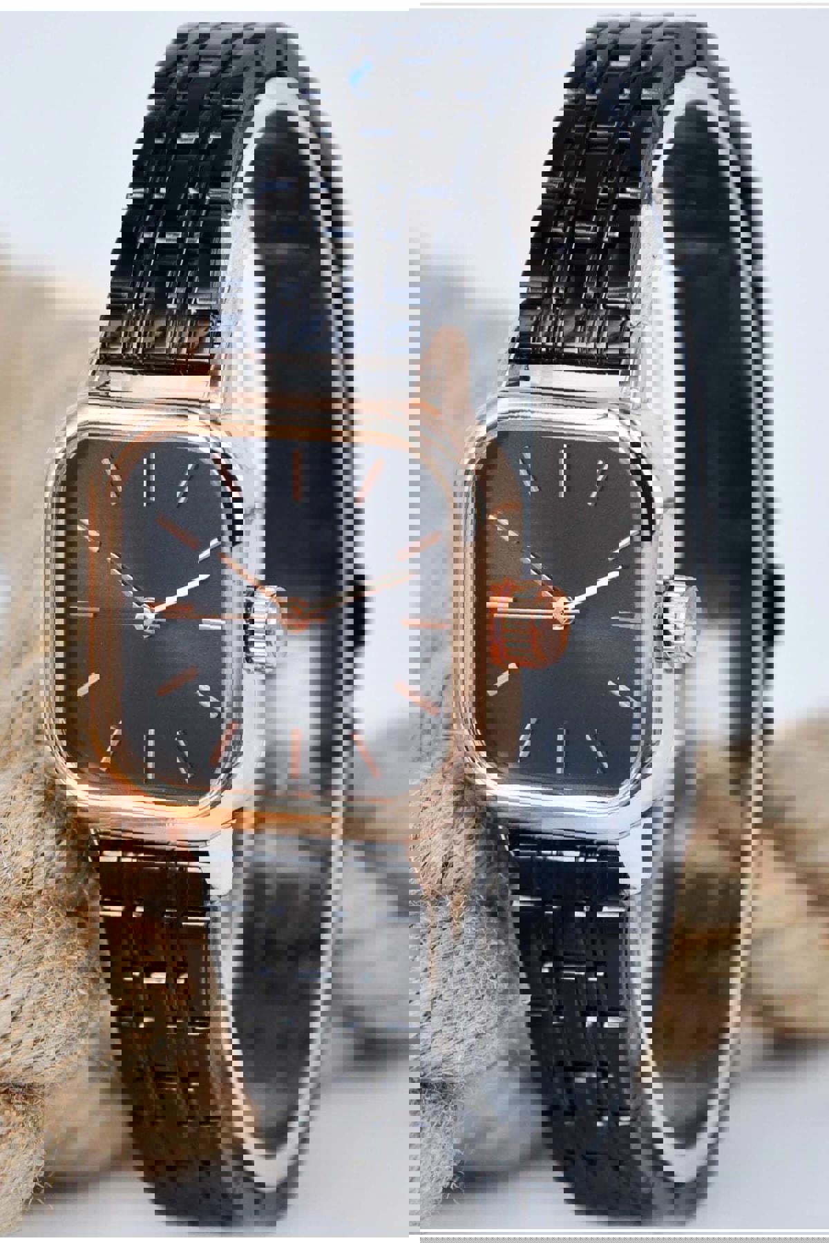 Sonsuzsaat SU-703 25 mm Siyah Metal Kordon Analog Kadın Kol Saati