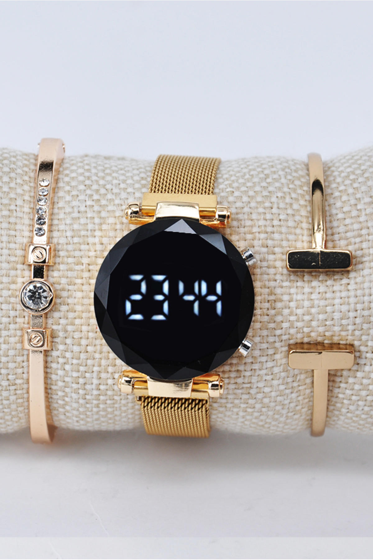 Sonsuzsaat SU-848 38 mm Altın Hasır Kordon Analog Kadın Kol Saati