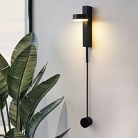 Triolux Uıtroep Tekli Metal LED Aplik Siyah