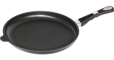 Amt Q32 Plastik Saplı Alüminyum 32 cm Sote Tava Siyah