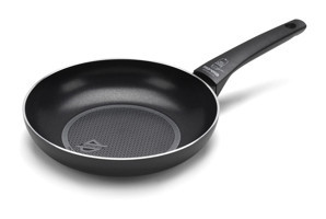 Moneta Recy Plastik Saplı Alüminyum 24 cm Düz Tava Siyah
