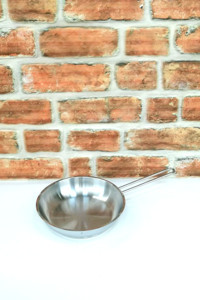 Elegancev Kapsül Taban Metal Saplı Çelik 16 cm Sos Tava Gri