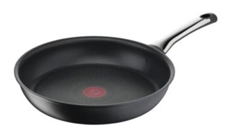 Tefal 6X Excellence Plastik Saplı Alüminyum 24 cm Düz Tava Siyah