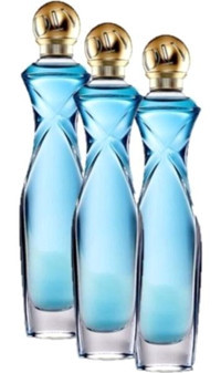 Oriflame Divine Exclusive EDP Çiçeksi-Meyveli-Odunsu Kadın Parfüm 3x50 ml