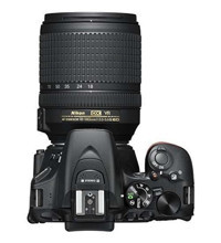 Nikon D5600 18-140 mm Full HD DSLR Dijital Fotoğraf Makinesi Siyah