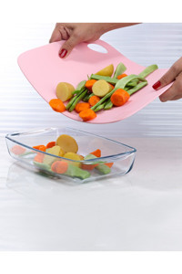 Gondol Flexı Plastik Orta Boy Pembe Kesme Tahtası