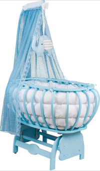 Tommybaby Lina Ahşap 20 kg Oval Tekerlekli Yataklı Sallanan Sepet Mavi Beşik
