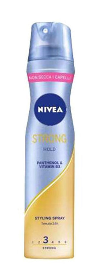 Nivea No: 3 Şekillendirici Islak Görünümlü Provitaminli Güçlü Saç Spreyi 250 ml