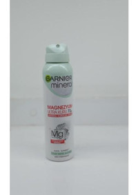 Garnier Ultra Kuru Pudrasız Ter Önleyici Antiperspirant Sprey Kadın Deodorant 150 ml
