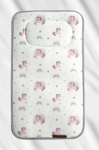 Rivaistanbul Unicorn Desenli Yastıklı Yıkanabilir 40x70 cm Alt Açma Minderi