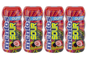 Mentos New Sour Gum Çilekli Sakız 4 Adet