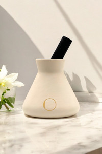 Ojijo London Bej Renk Seramik Pot Çubuklu Amber Çiçeği Oda Kokusu 200 ml