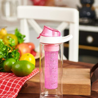 Herevin Pembe Plastik Günlük Yetişkin Matara 750 ml