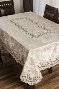 Almila Home Güpürlü Kadife 160x220 cm Dikdörtgen Masa Örtüsü Bej