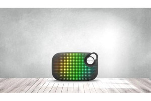 Piranha 7832 Işıklı Çok Renkli Bluetooth Hoparlör