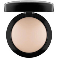 M.A.C Mineralize Skinfinish Natural Light Kompakt Pudra