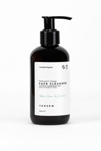 Versew C Vitaminli Alkolsüz Tüm Ciltler Yağ Bazlı Yüz Temizleme Jeli 200 ml