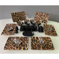 Keramika Siera Leopar Kare Desenli 33 Parça 6 Kişilik Seramik Kahvaltı Takımı Çok Renkli